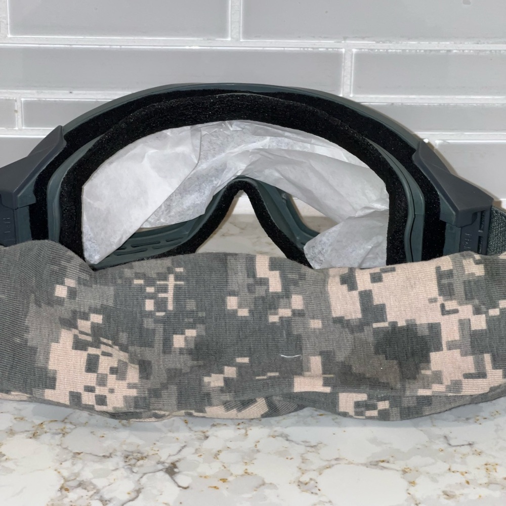 ESS Goggles - Picture 2 of 3